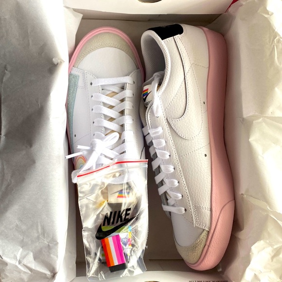 nike blazer low 77 pride